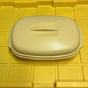 Tupperware Beige Oval Plastic Casserole Container with Lid